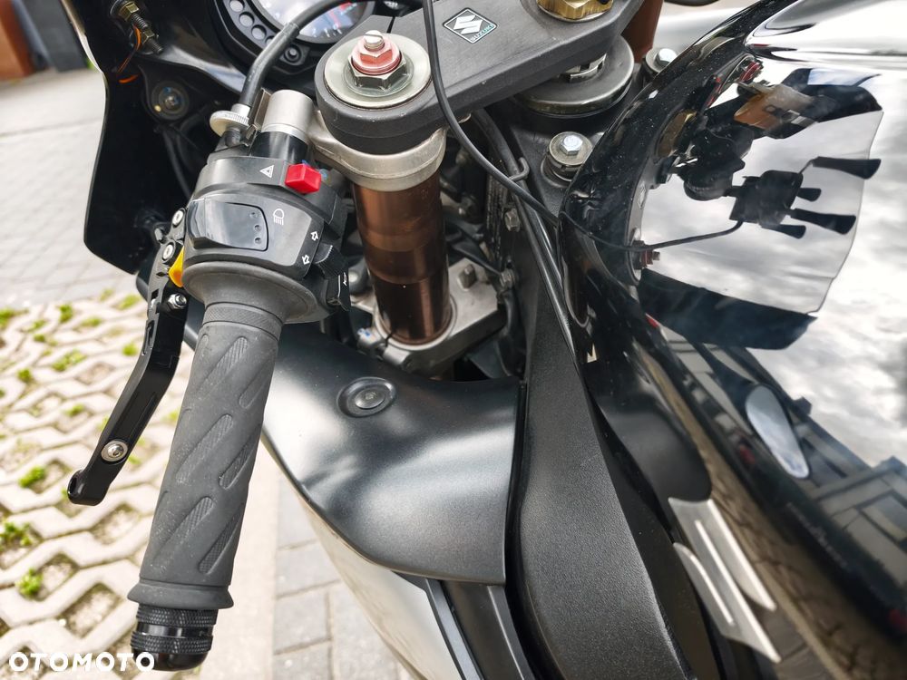 Suzuki GSX-R - 29