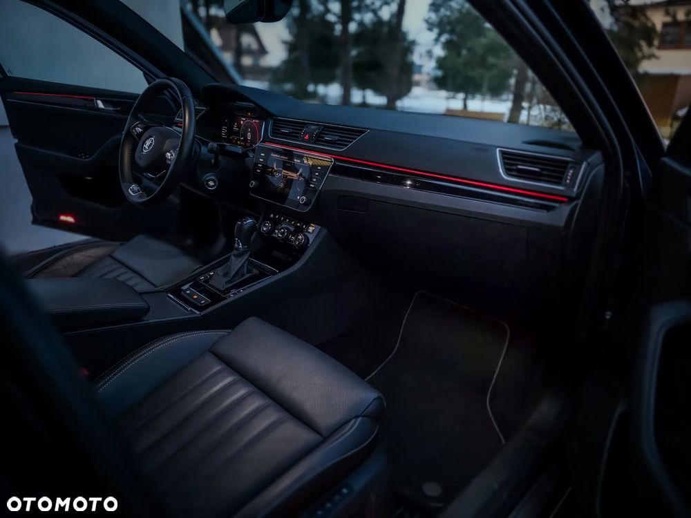 Skoda Superb 2.0 TDI DSG L&K - 11