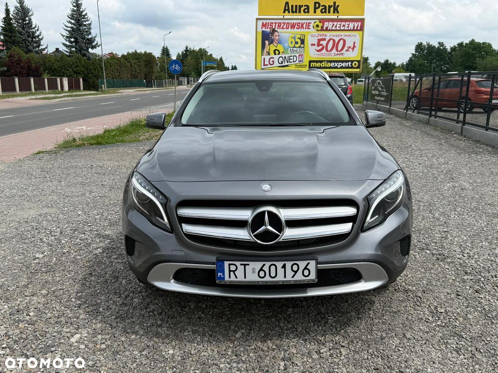 Mercedes-Benz GLA 200 7G-DCT Activity Edition - 12