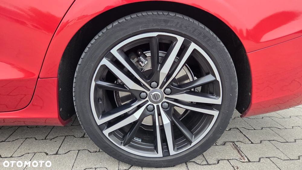Volvo S60 T5 AWD R-Design - 10
