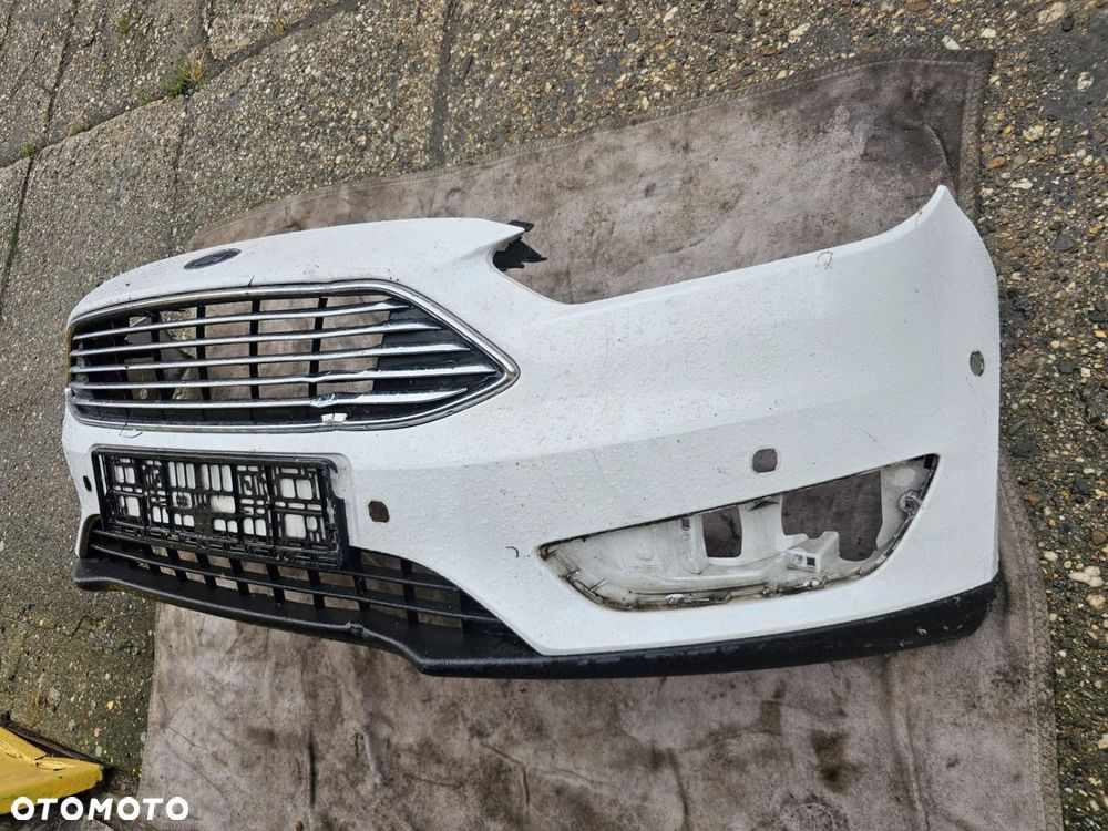 zderzak przedni eb-17757-a ford focus mk3 lift - 4