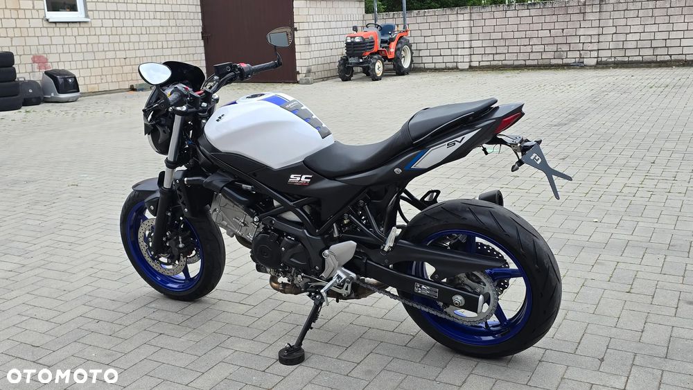 Suzuki SV - 7