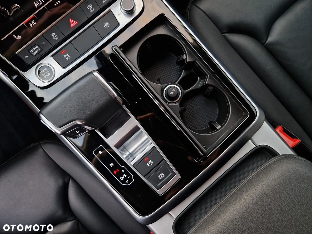 Audi Q8 50 TDI mHEV Quattro Tiptronic - 27