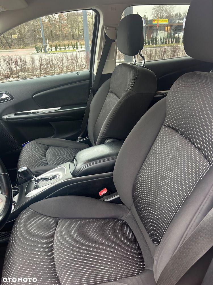 Dodge Journey - 7