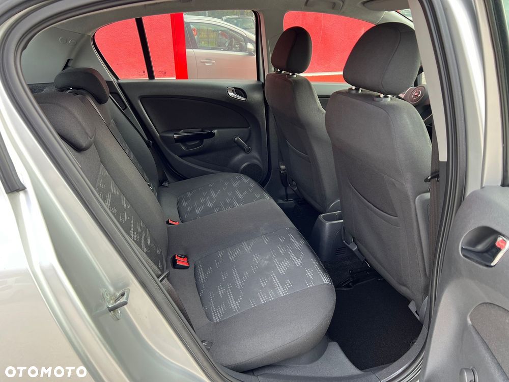 Opel Corsa 1.4 16V Selection - 13