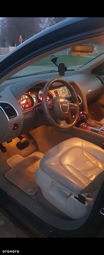 Audi Q7 3.0 TDI Quattro Tiptronic - 7