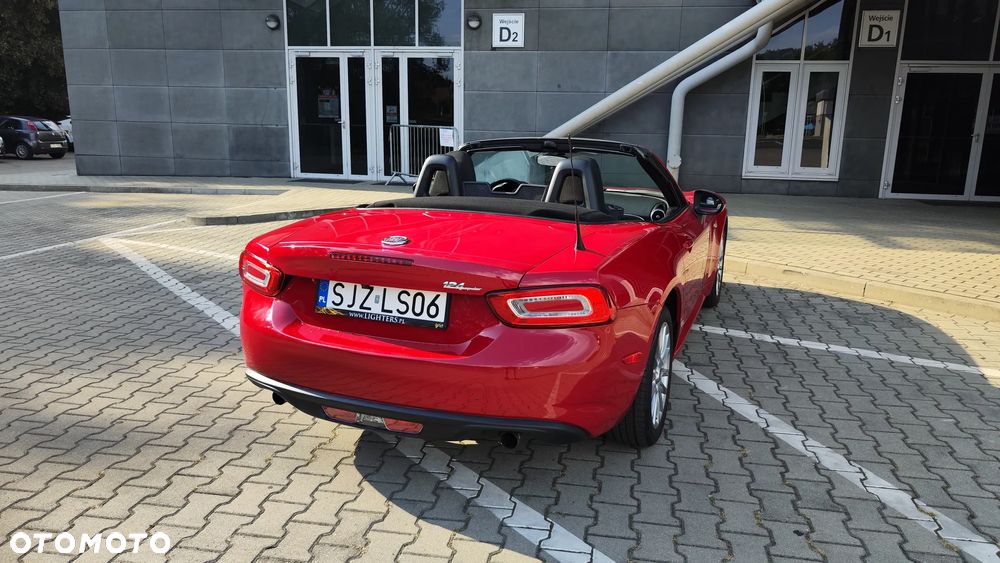 Fiat 124 Spider - 11