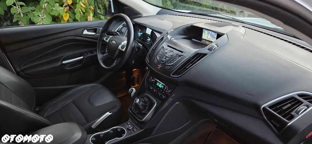 Ford Kuga 1.5 EcoBoost FWD Titanium ASS MMT6 - 37