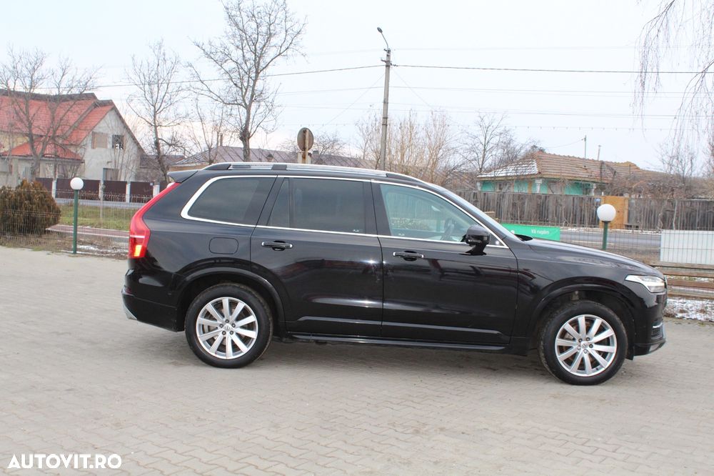 Volvo XC 90 D5 AWD Geartronic Momentum - 3