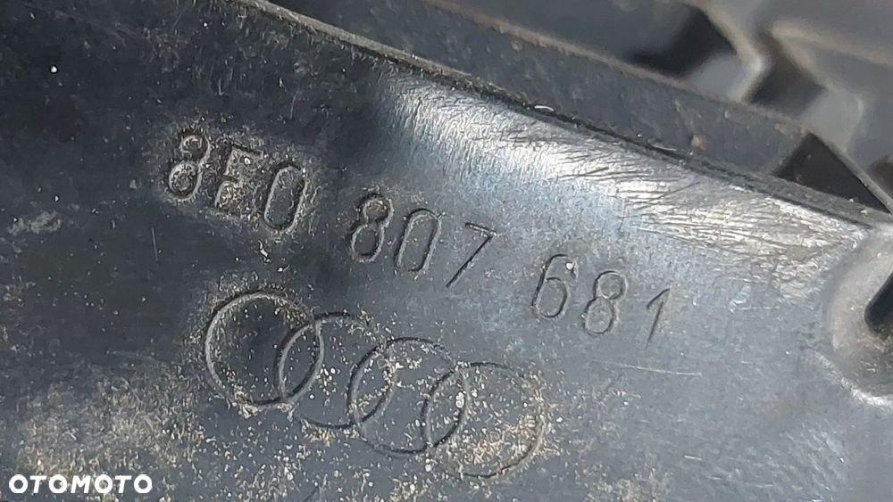 KRATKA ZASLEPKA LEWA AUDI A4 B6 SLASK WYSYLKA - 2