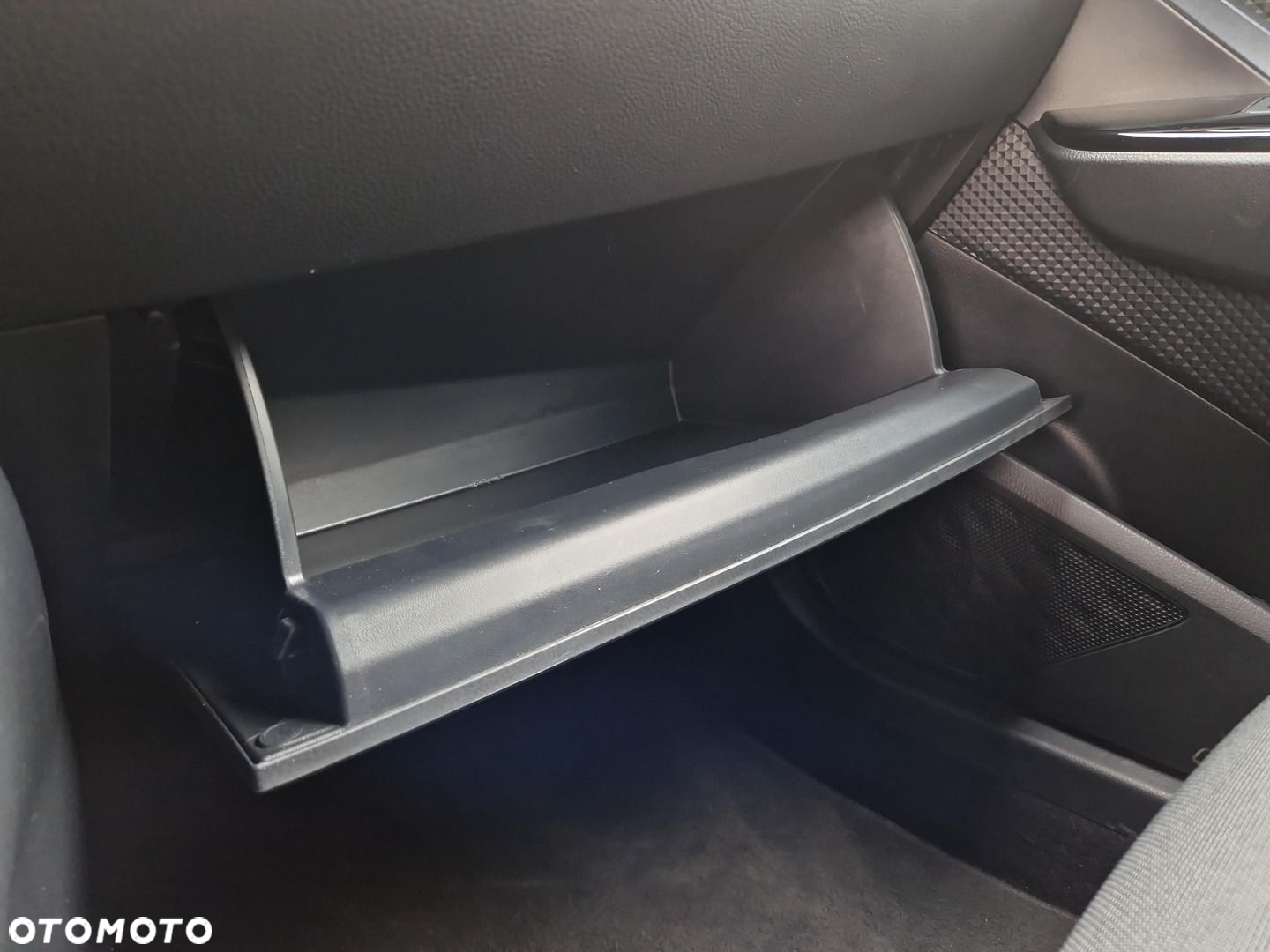 Toyota C-HR - 28