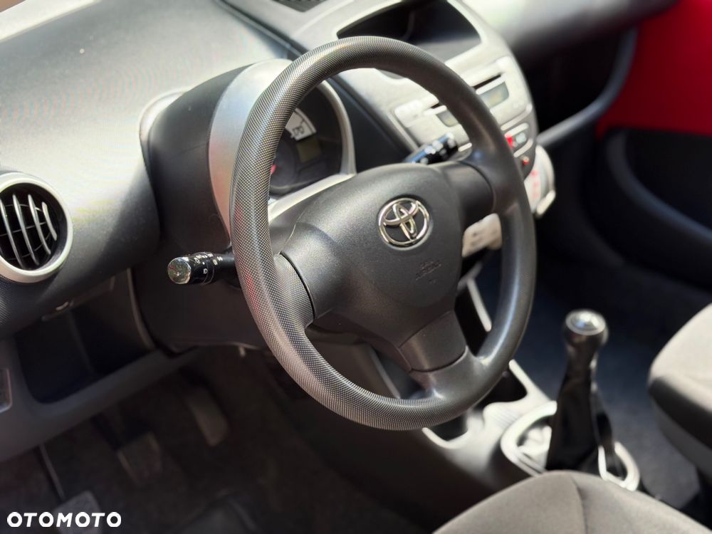 Toyota Aygo - 12