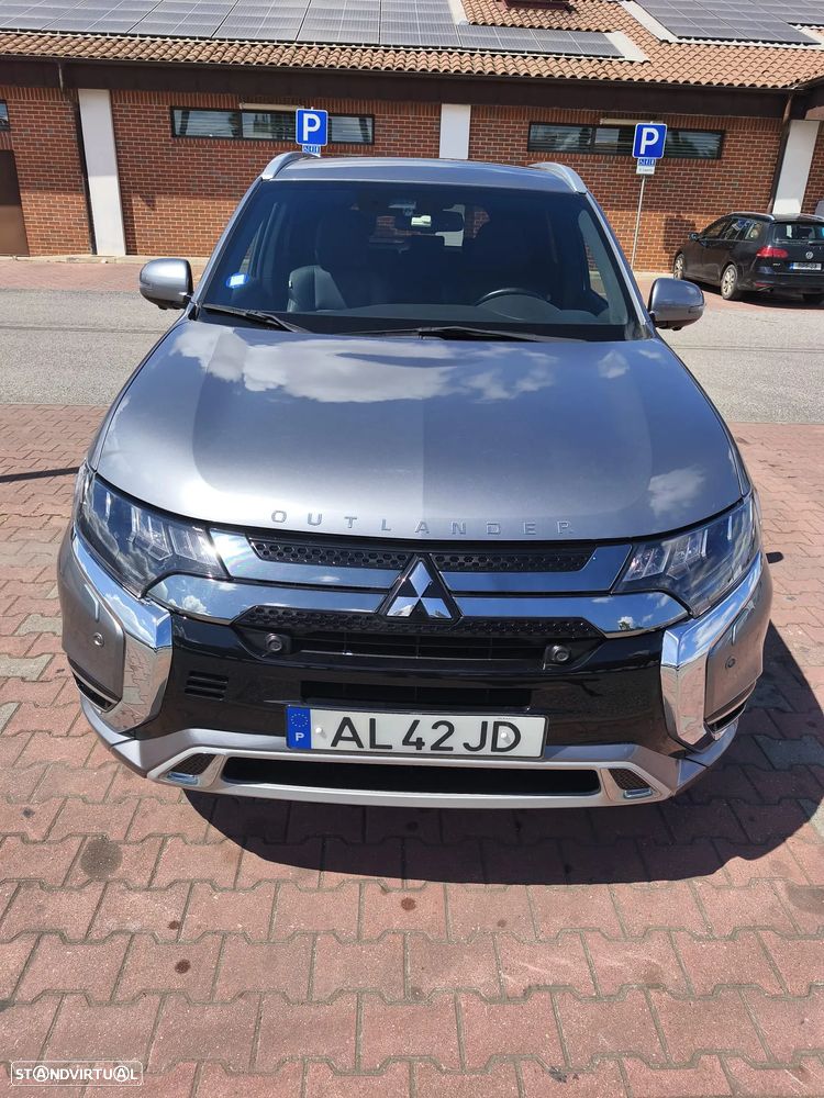 Mitsubishi Outlander - 9