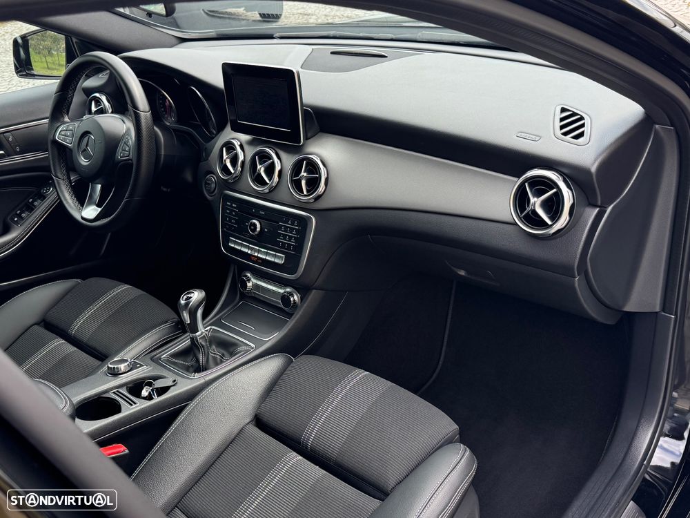 Mercedes-Benz GLA 180 (CDI) d Urban - 22