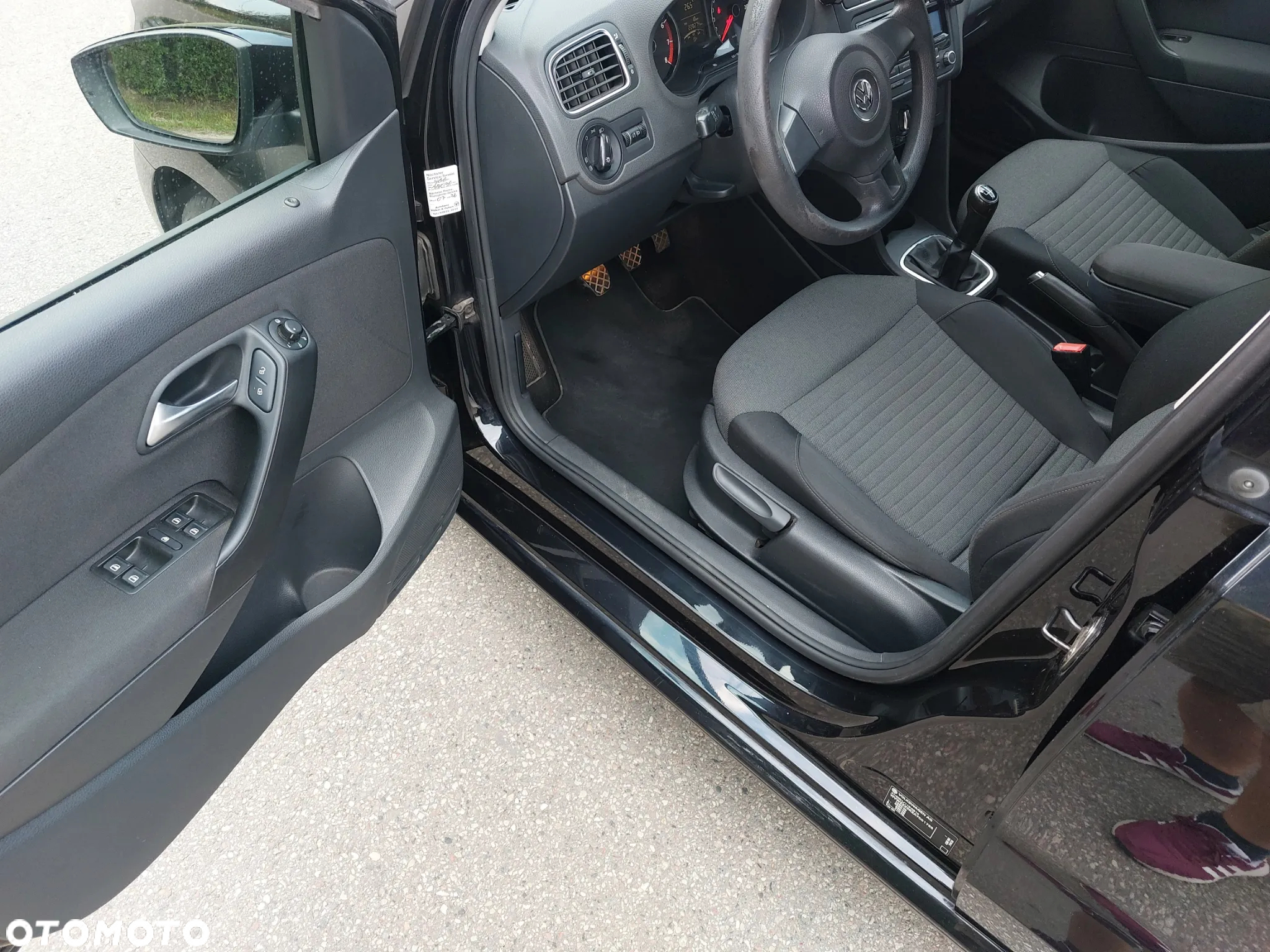 Volkswagen Polo 1.4 16V Comfortline - 17