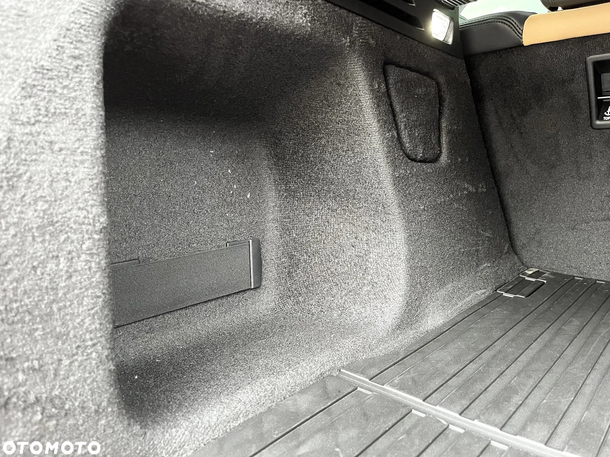 Land Rover Range Rover Sport S 3.0 P440e PHEV Dynamic SE - 17