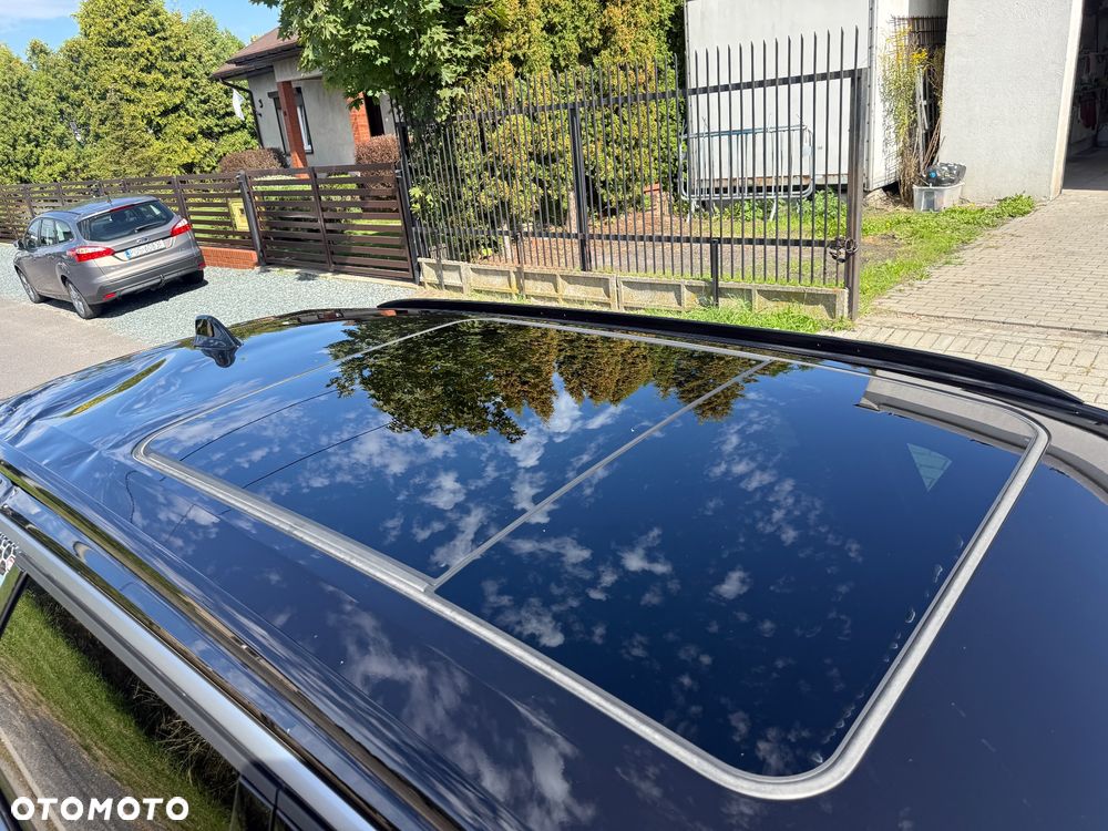 Peugeot 5008 Hybrid 136 e-DSC GT - 12