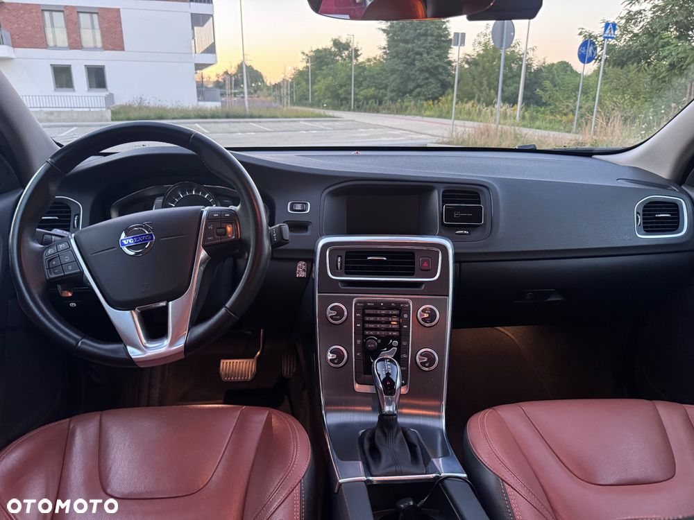 Volvo S60 T5 Drive-E Summum - 16