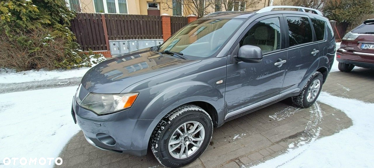 Mitsubishi Outlander 2.4 4WD CVT Instyle - 3