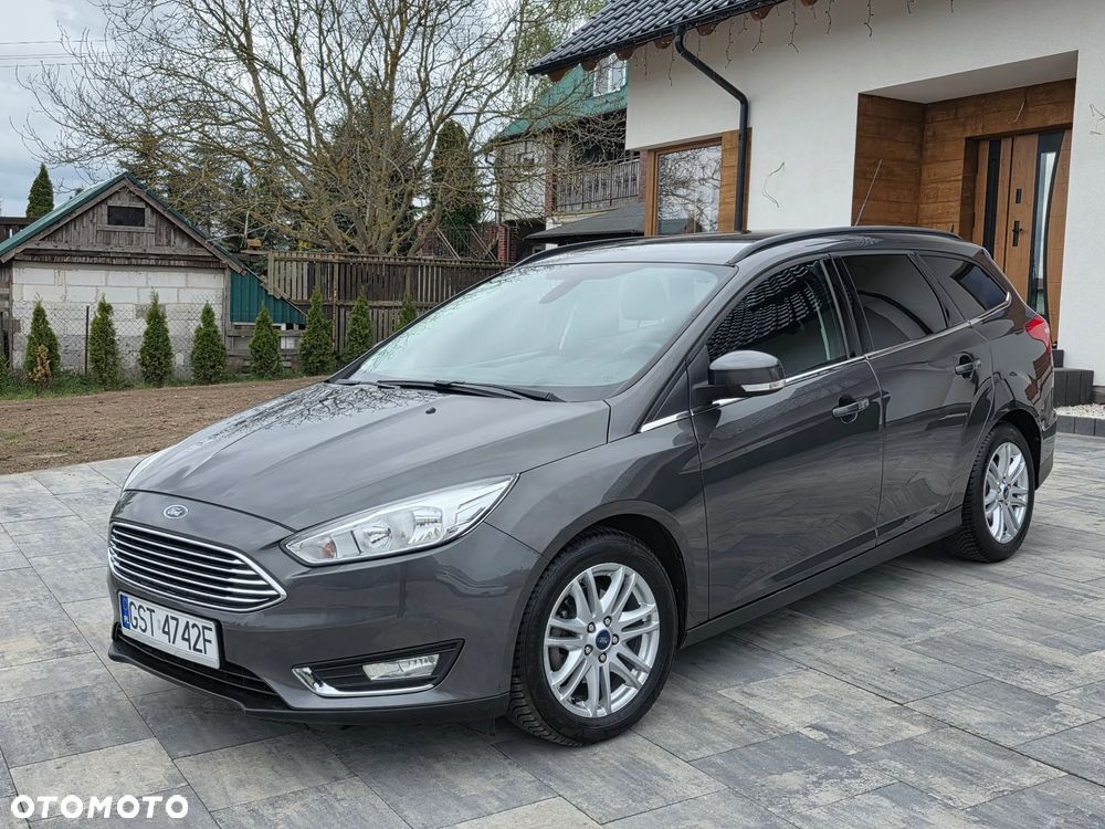 Ford Focus 1.0 EcoBoost Titanium - 12
