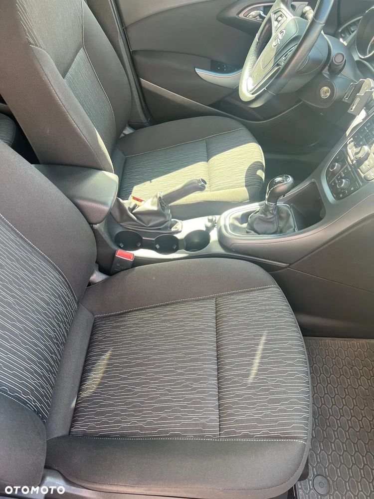 Opel Astra 1.6 Business - 26
