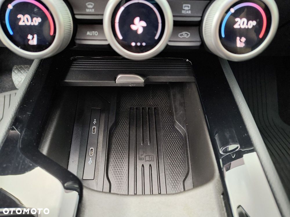 Skoda Superb 2.0 TSI L&K DSG - 31
