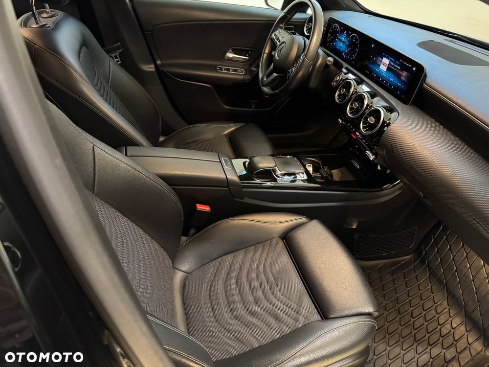 Mercedes-Benz Klasa A 180 d 7G-DCT Progressive - 13