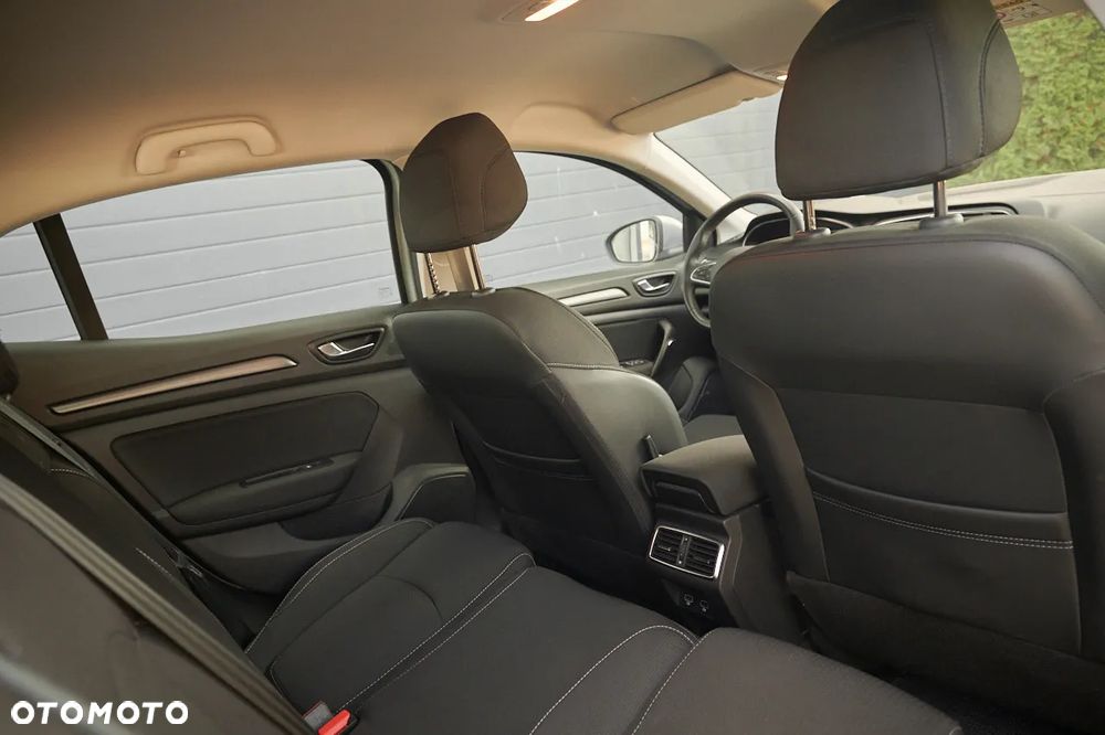 Renault Megane 1.3 TCe FAP Intens - 27