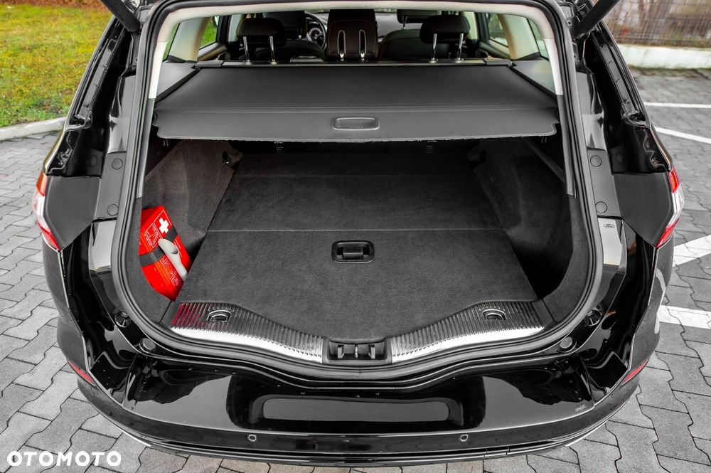 Ford Mondeo 2.0 TDCi Titanium PowerShift - 12