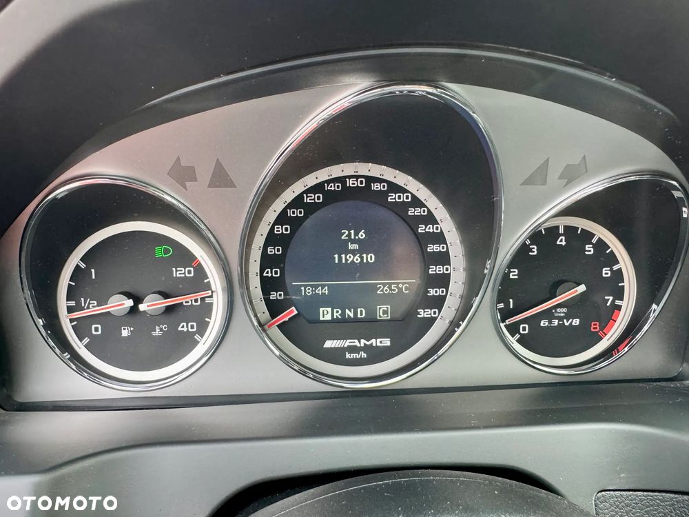 Mercedes-Benz Klasa C 63 AMG 7G-TRONIC - 14