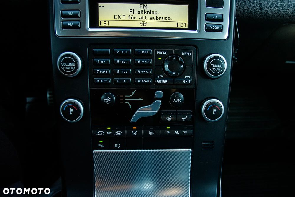 Volvo V70 2.5T R-Design Summum - 27