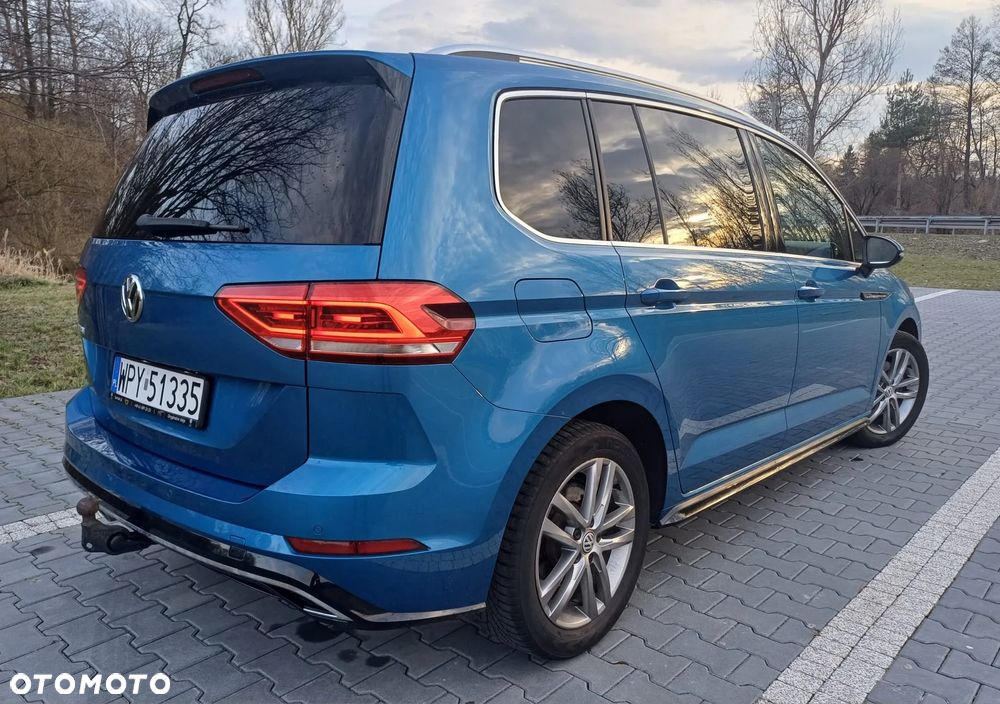 Volkswagen Touran - 3