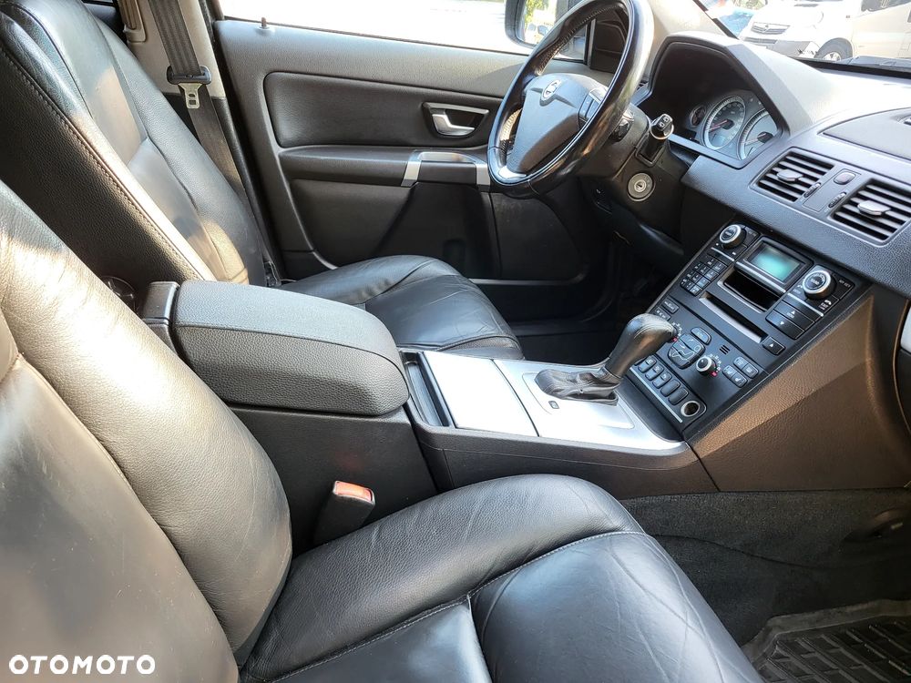 Volvo XC 90 D5 AWD Momentum - 6