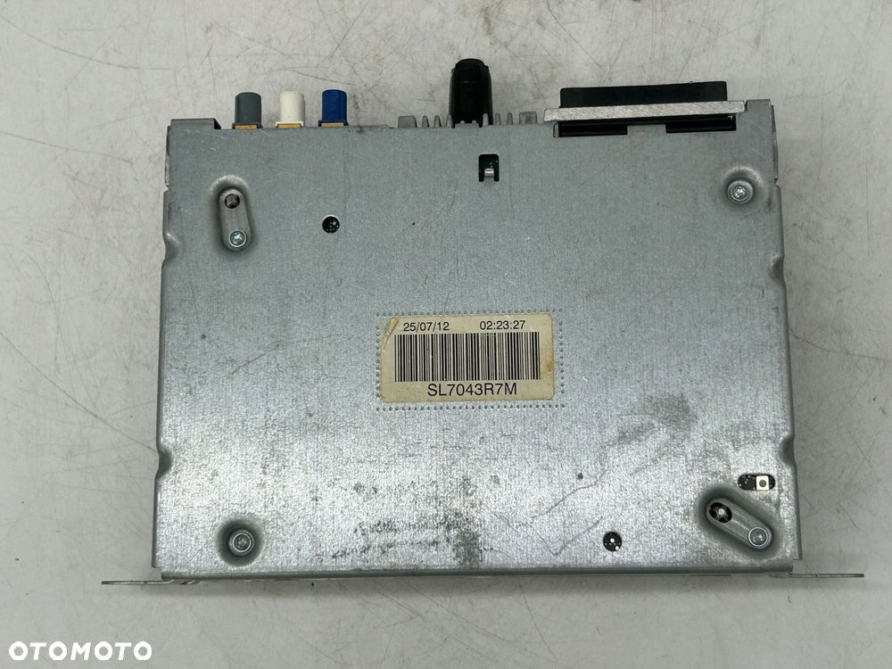 radioodtwarzacz stacja multimedialna peugeot 208 9801843180 - 4