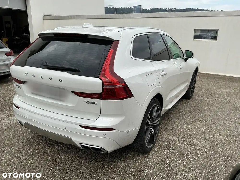Volvo XC 60 - 4