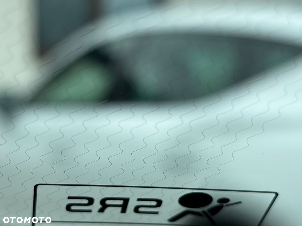 Volvo XC 40 B3 B DKG Ultra Black Edition - 18
