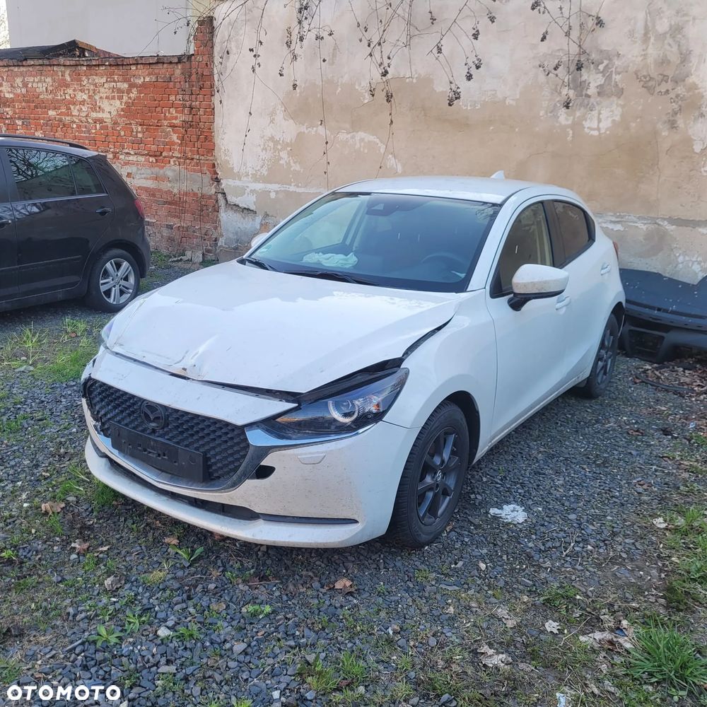 Mazda 2 Hybrid - 2