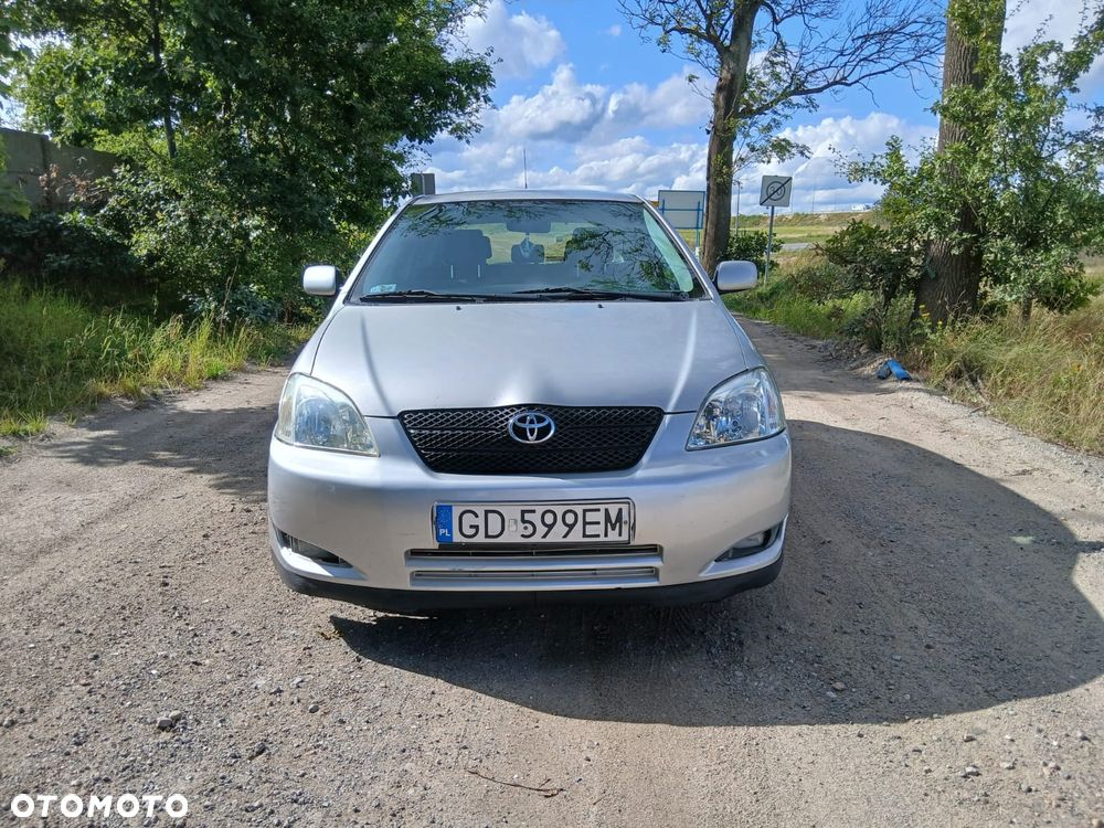 Toyota Corolla - 1