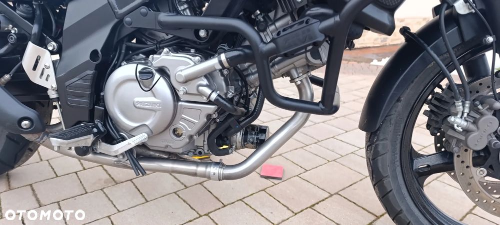 Suzuki V-STROM - 27