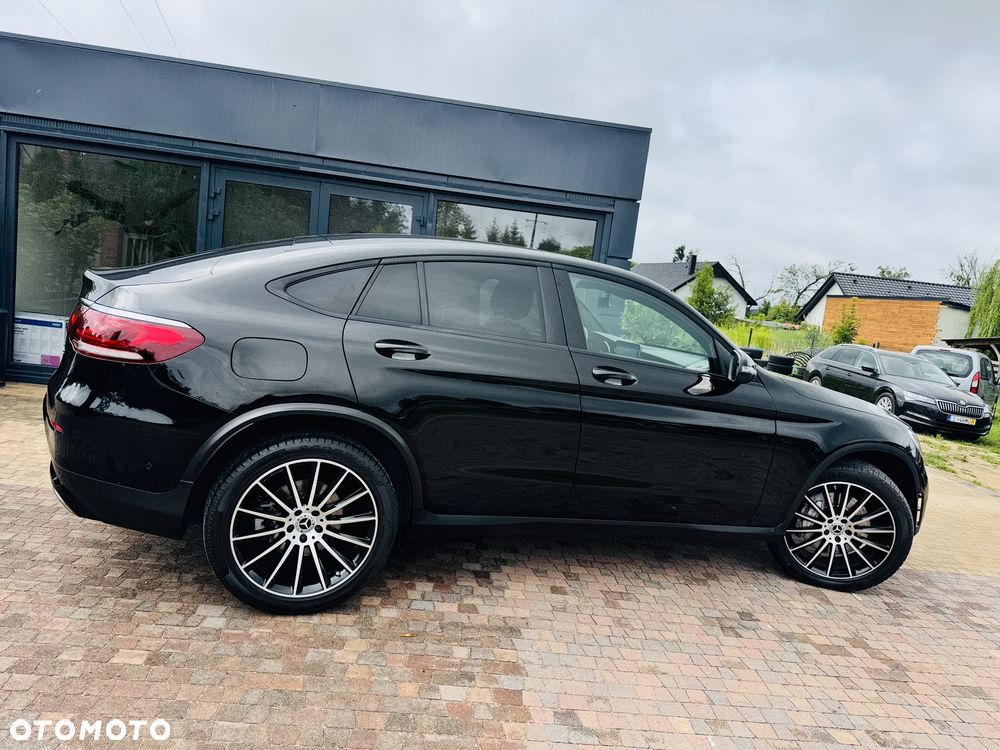 Mercedes-Benz GLC 300 d 4Matic 9G-TRONIC AMG Line Plus - 16
