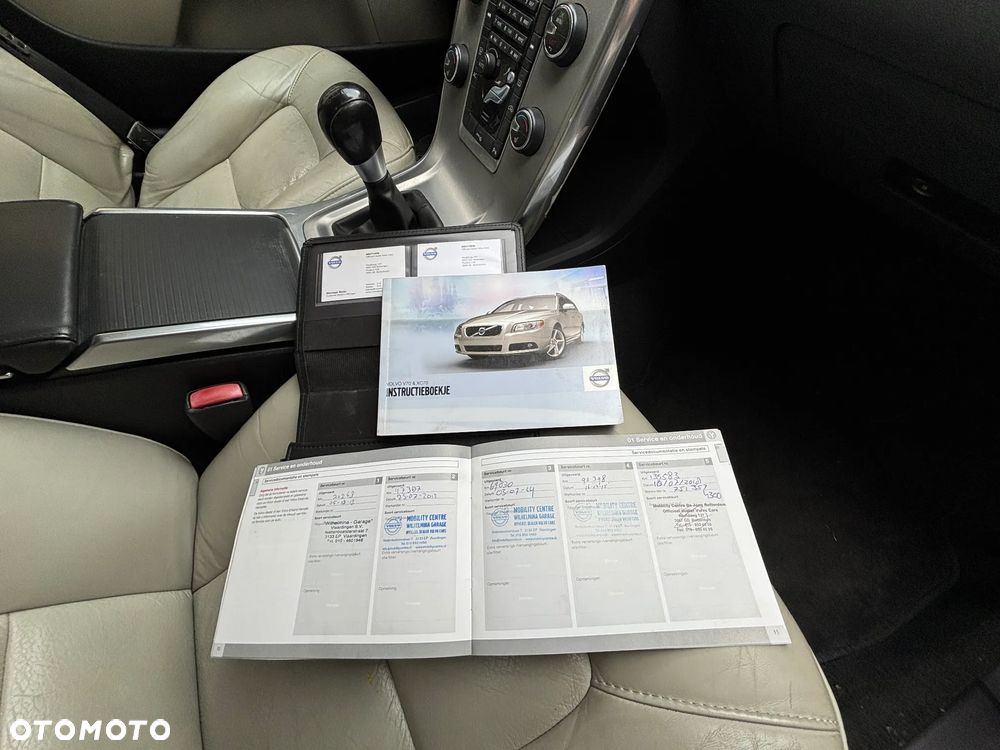 Volvo V70 T4 Dynamic Momentum - 17