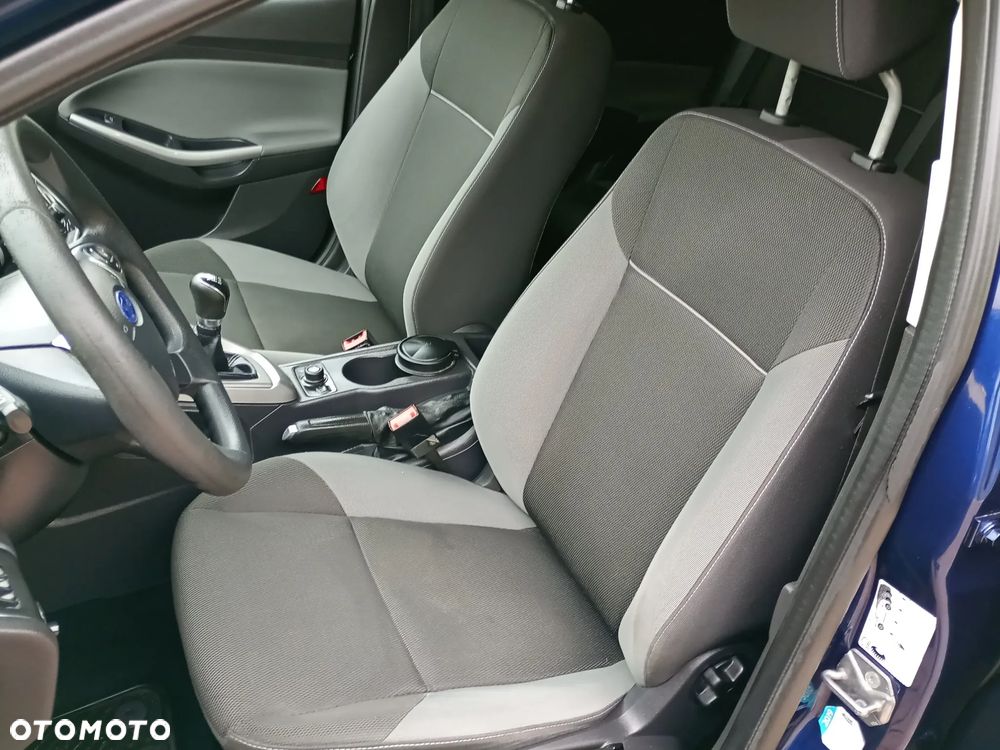 Ford Focus - 27