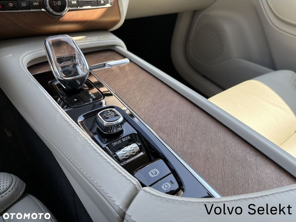 Volvo XC 90 - 14