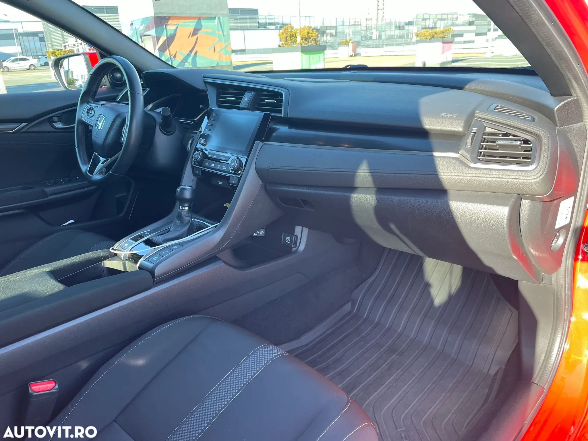 Honda Civic 1.5 VTEC Turbo Sport Plus - 19