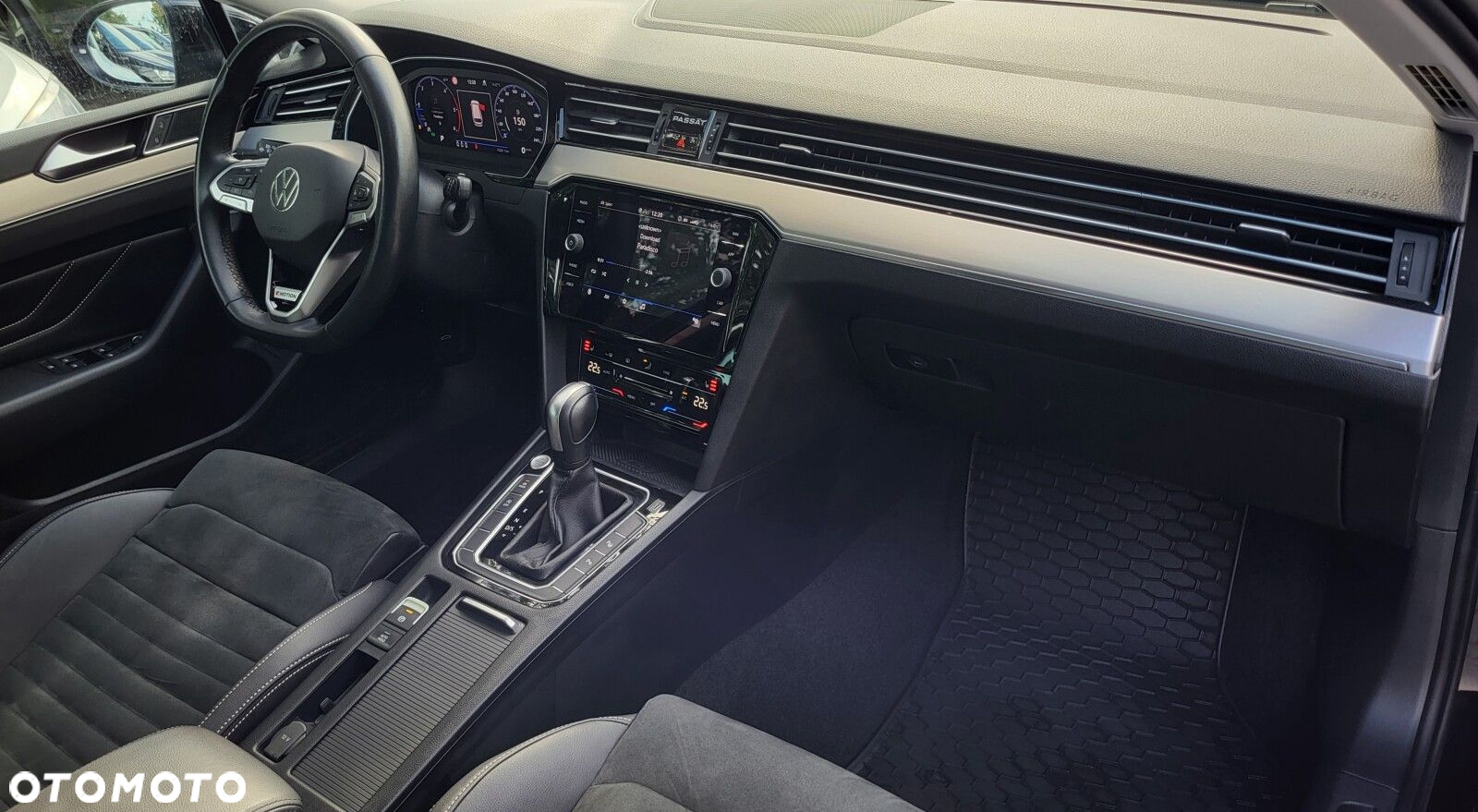 Volkswagen Passat - 19