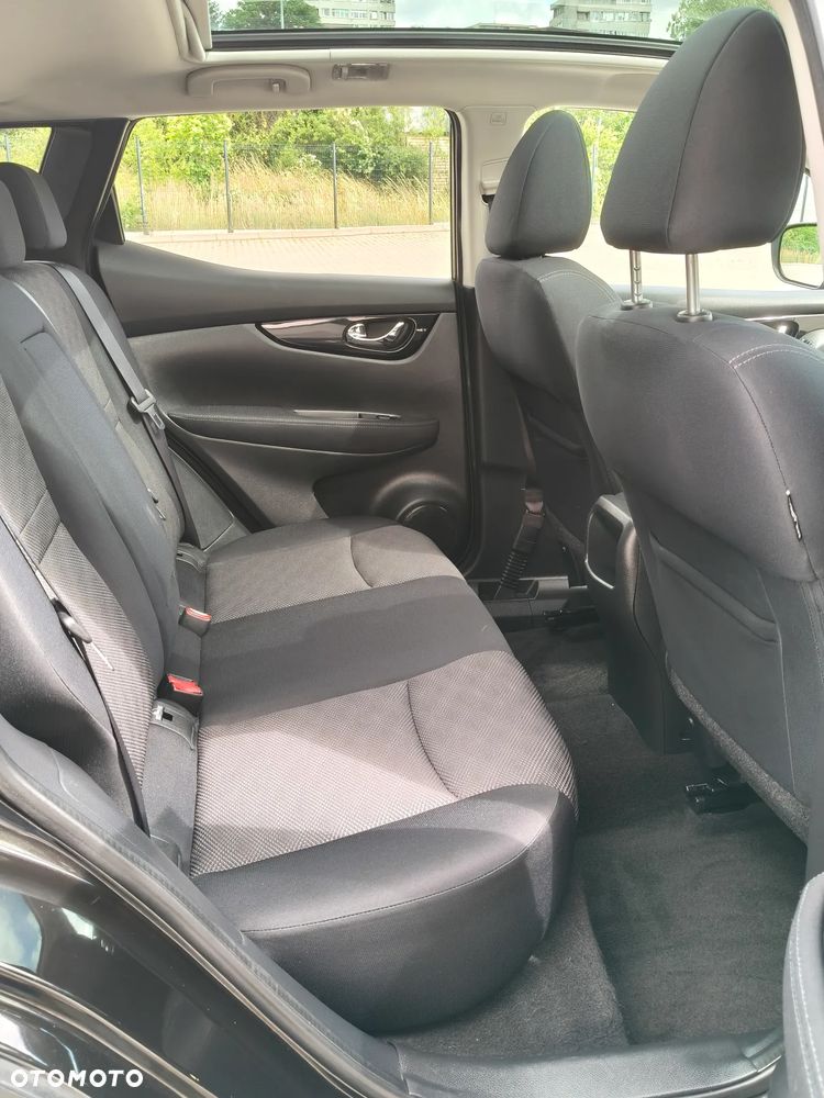 Nissan Qashqai 1.2 DIG-T N-Connecta - 8