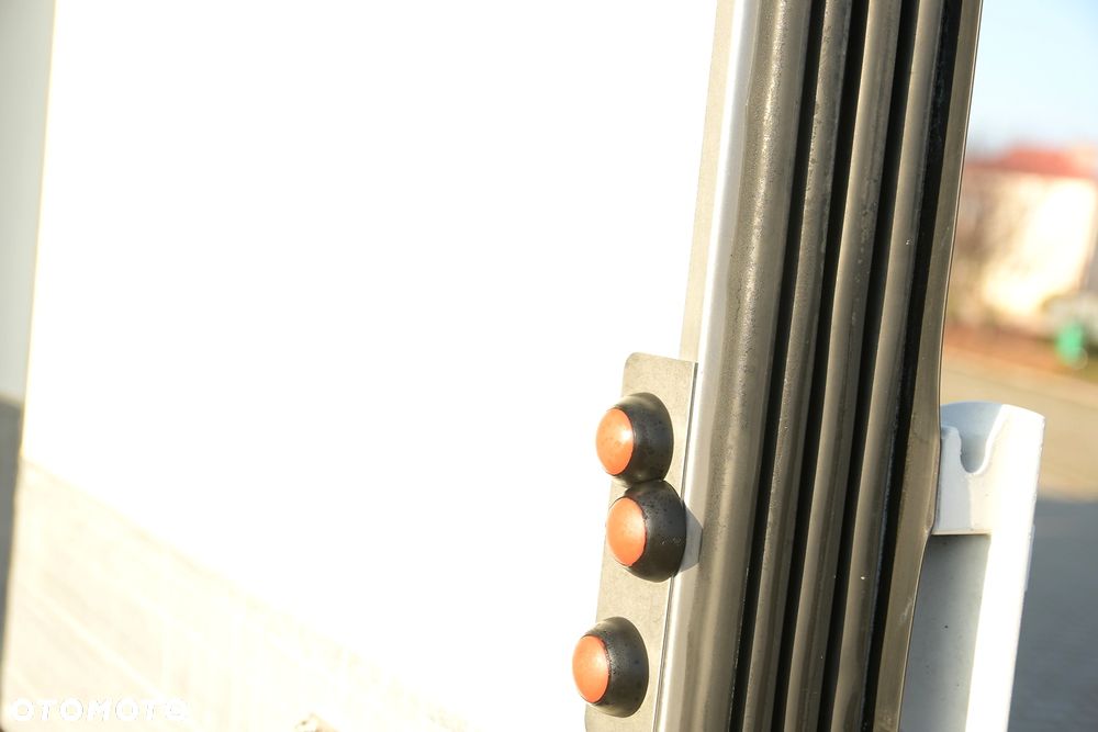 Iveco Iveco DAILY 35-180 Mroźnia +25/-25 * 7 PALET * THERMOK V300 MAX * Salon PL HIMATIC - 21