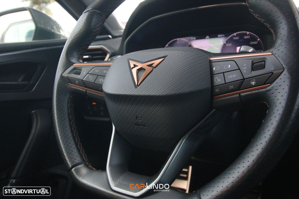 Cupra Leon 1.4 e-Hybrid MID DSG - 17