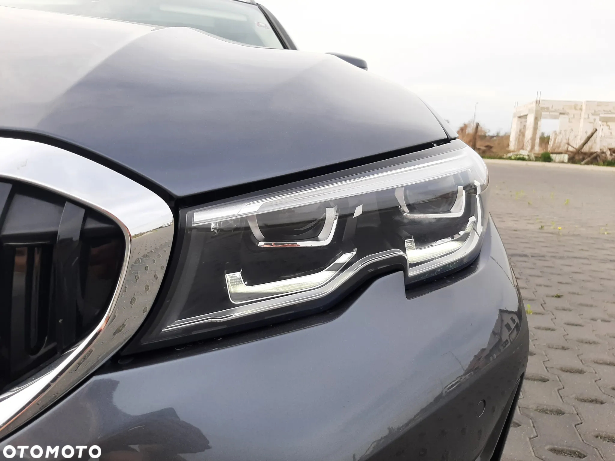 BMW Seria 3 330d Touring xDrive - 17