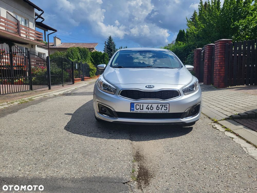 Kia Ceed 1.0 T-GDI 100 ISG Dream Team Edition - 2